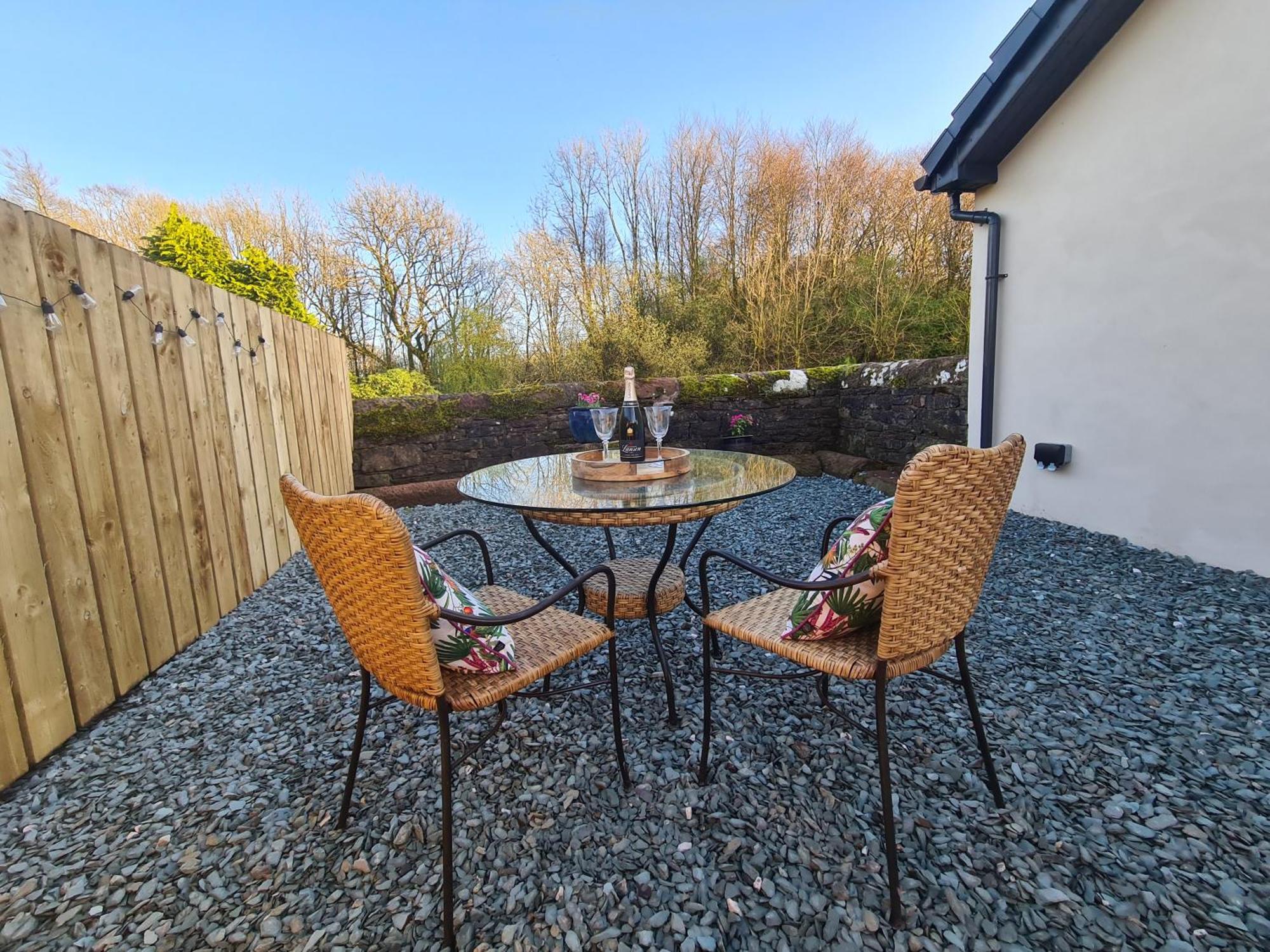 The Nest By Blake View Holidays, A Peaceful Boutique Retreat, 3 Miles From Ennerdale- Small Twin Or King Bed Available Rowrah Exterior photo